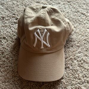 47 Brand NY Yankees Khaki Baseball Hat
